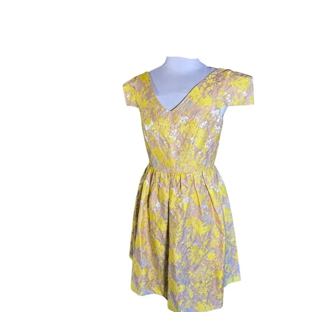 Yellow & Silver Floral Cap Sleeve Dress By Minuet S V-Neck Back Zipper - Picture 4 of 9
